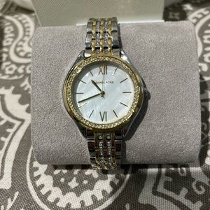 Michael Kors womens watch NIB